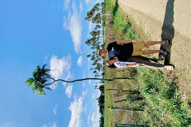 3-Hour Tongatapu West Coast Scenic Tour - What the guide and driver add