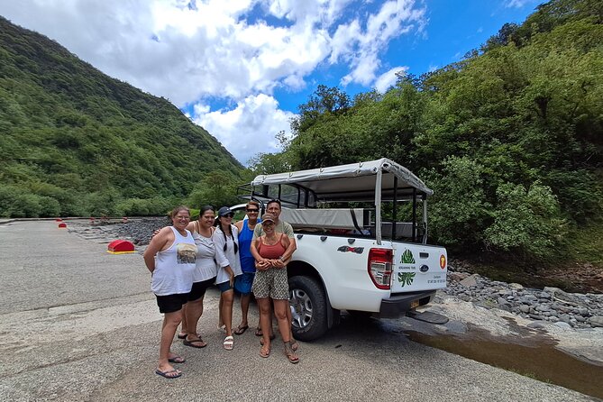 4x4 Safari HEREAKIMANU Tour in the Heart of Tahiti - What guides add to the day