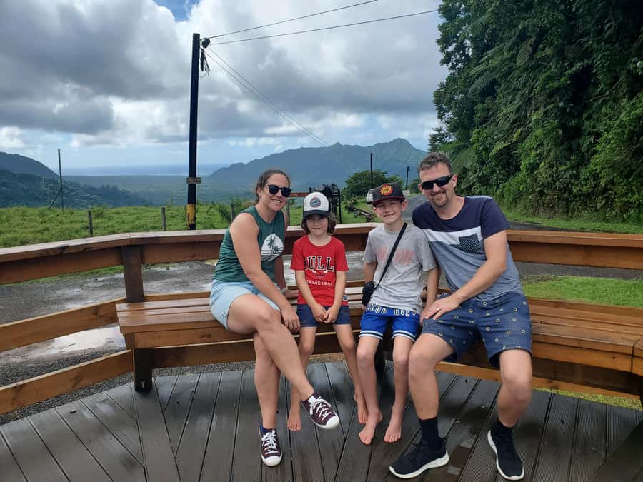 Adventour Samoa: Cruise Ship Excrusion(Highlight of Samoa) - A strong first look at Samoa from Apia
