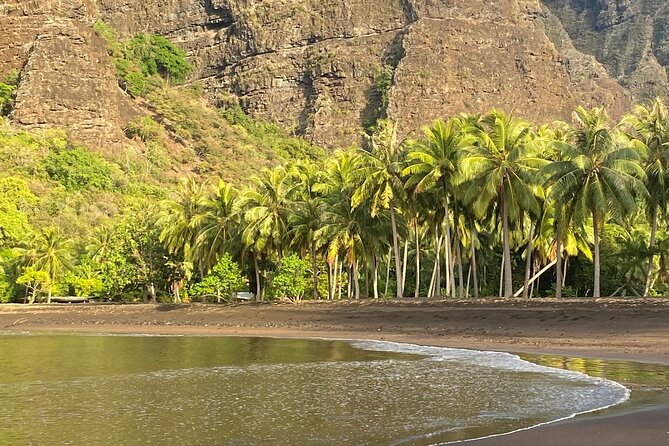 Adventurous Escape to Hakaui Valley - Swimming in the river and ocean