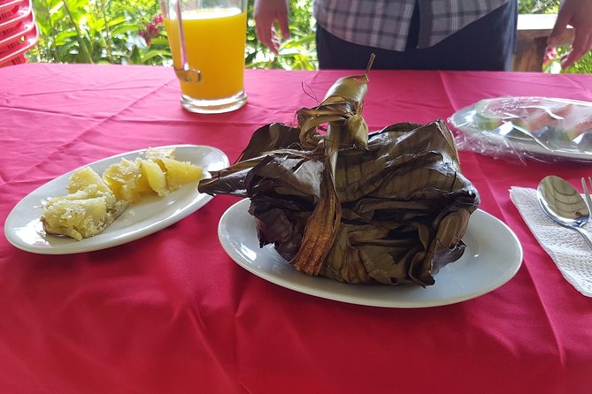 Ancient Tonga Cultur Tour 2hr Full Culture Tour - Preparing Lu, the traditional meal