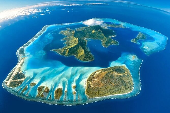 Bora Bora and the Tupai atoll the jewels of the Pacific, 45 min private flight - Bora Bora makes sense from a two-seat plane