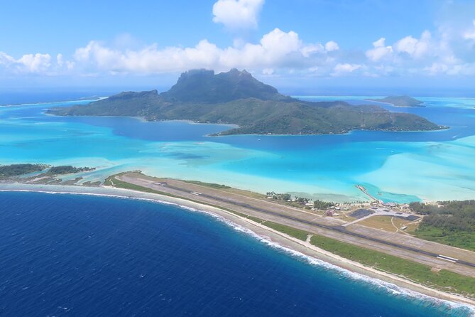 Bora Bora and the Tupai atoll the jewels of the Pacific, 45 min private flight - The private format is also the main limitation