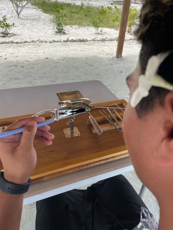 Bora Bora: Discovering the Tahitian black pearl ! - A simple welcome on a small motu