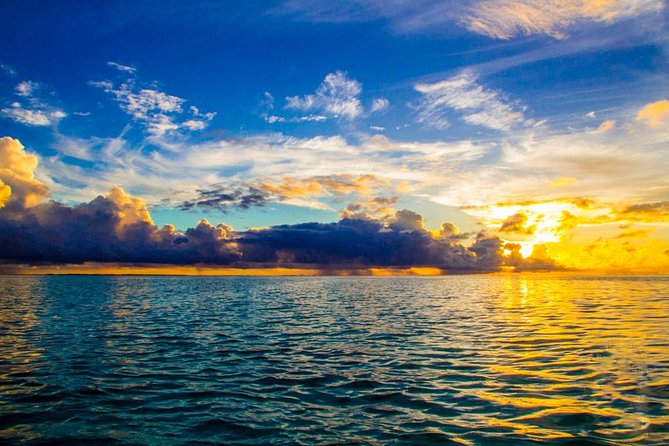 Bora Bora: Small Group Stargazing Tour Including Sunset Cruise - Polynesian navigation, told under the stars