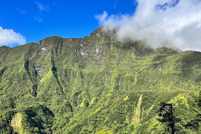 Crossing Over Tahiti Island Safari 4x4 - Lunch at your own cost, with cash in your pocket