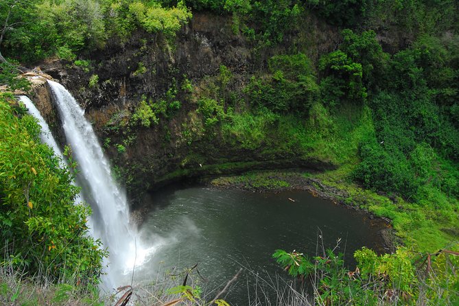Crossing Over Tahiti Island Safari 4x4 - Waterfalls, rivers, and the cool mountain streams