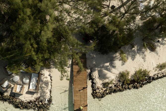 Day on a private island in Bora Bora - alone in the world - What a private Bora Bora motu day feels like