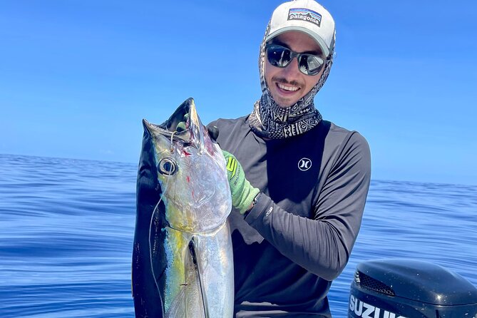 DEEP SEA FISHING 1/2 day (private group) - The view matters during slow fishing periods