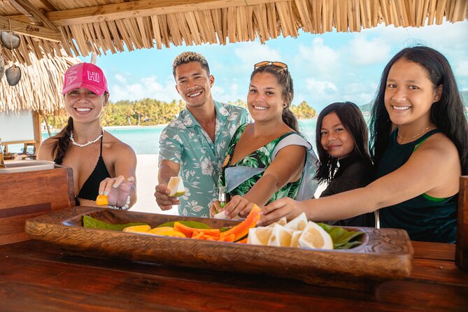 Discover the black pearl in Bora Bora - Motu Taufarii puts the lesson in the right setting