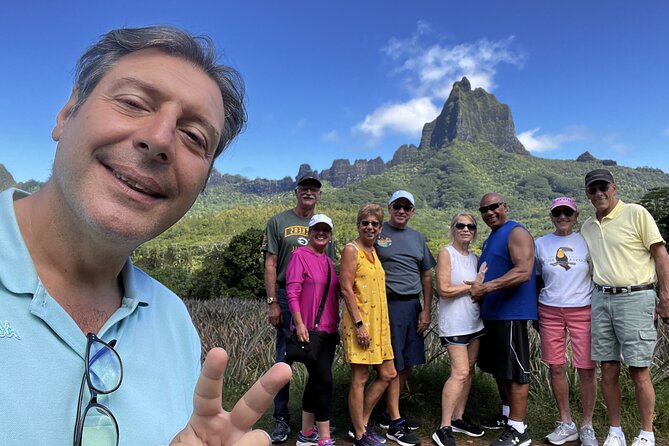 Discovering Moorea from Tahiti in 4x4 with the Ferry Terevau - The Belvedere and Moorea’s mountain interior
