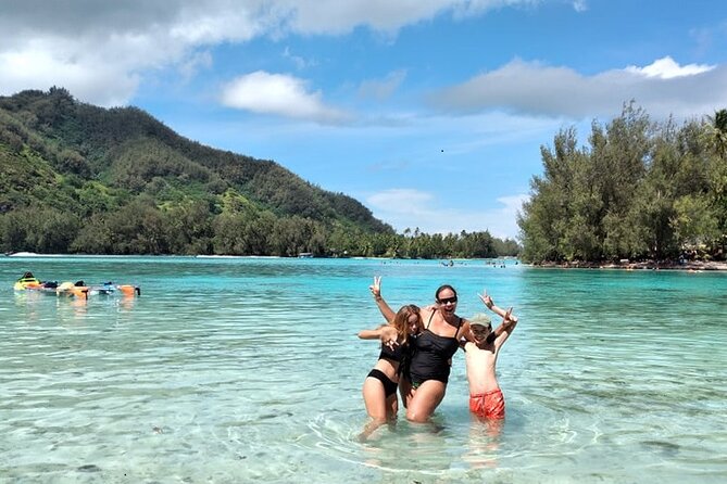 Eco guided excursion to the lagoon of Moorea in a transparent kayak Afternoon 2h - Who will enjoy this Moorea outing?