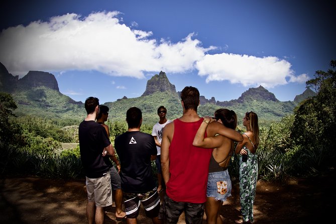 Enjoy Moorea Day Tour - Temae beach: the heart of the day