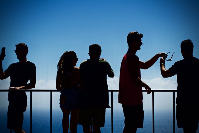 Enjoy Moorea Private day tour - Pickup, timing, and group size