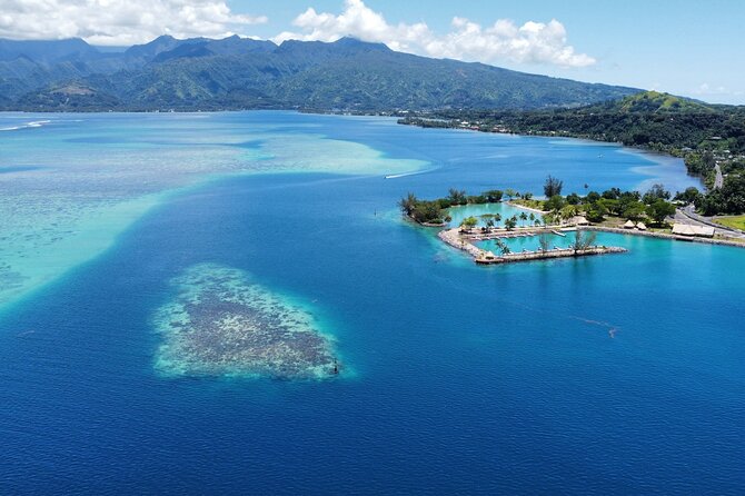 Excursion to discover the authentic Tahiti Peninsula 4:00 - The wild coast of Te Pari