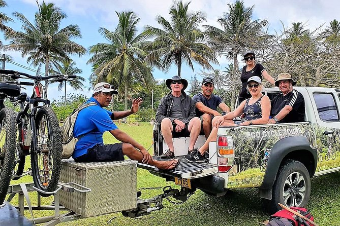 'Explore' Rarotonga Guided Bike Tour with Lunch and Swim - Arorangi: churches, gardens, and local stories