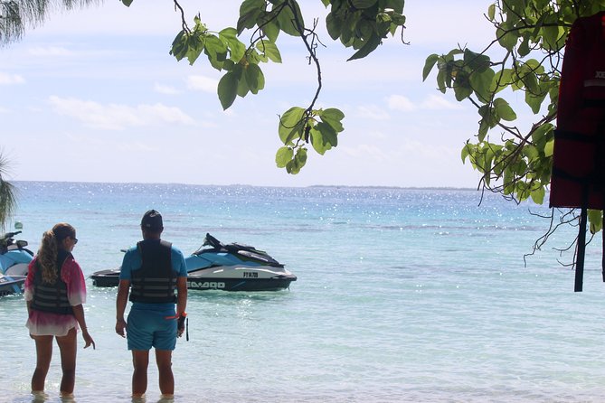 Fakarava Adventure Jet Ski Tour - Learning the controls before the fun begins
