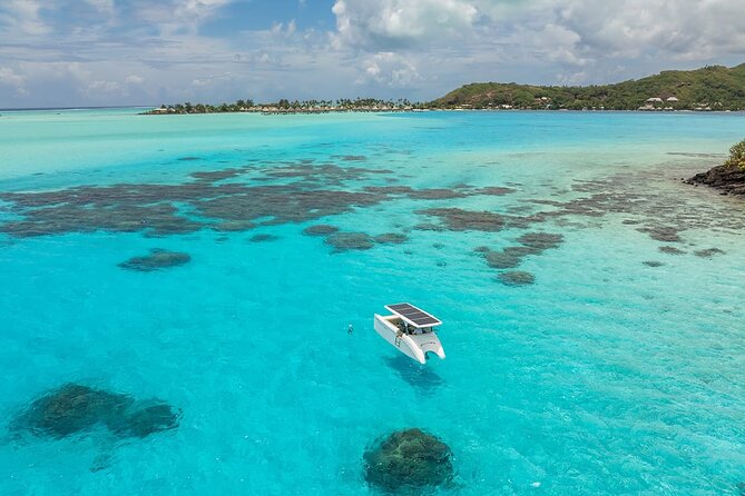 Full Day Solar Boat–Explores Bora Bora at the Rhythm of the Lagoon - A quiet start on Bora Bora’s lagoon