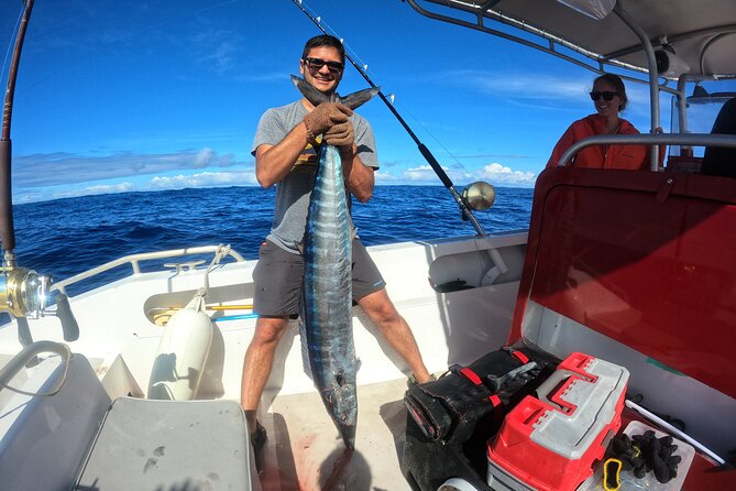 Half-day Big Fishing in Moorea on shared tour - What the boat search actually feels like