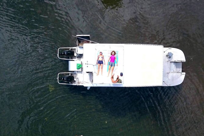 Half day Tahiti Peninsula and Teahupoo boat tour (shared boat) - Cruising beyond the end of Tahiti’s road