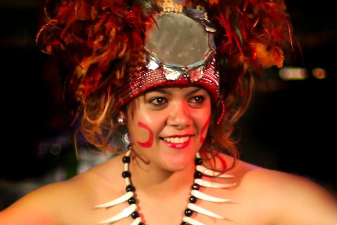 Island Show Fiafia Night @ Le Manumea Hotel - A tour across Polynesia in one hotel show