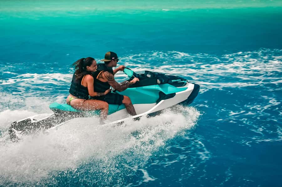 Jet Ski Around Bora Bora - Speed Through Paradise - Speed, sea views, and a close look at Mount Otemanu