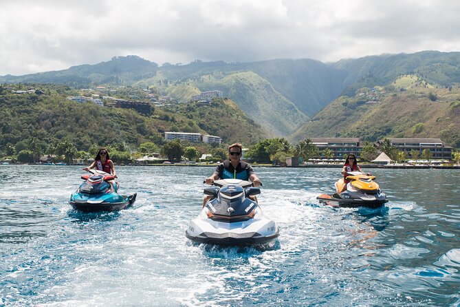 Jet Ski Trip for One Hour - What the instructor adds to the experience
