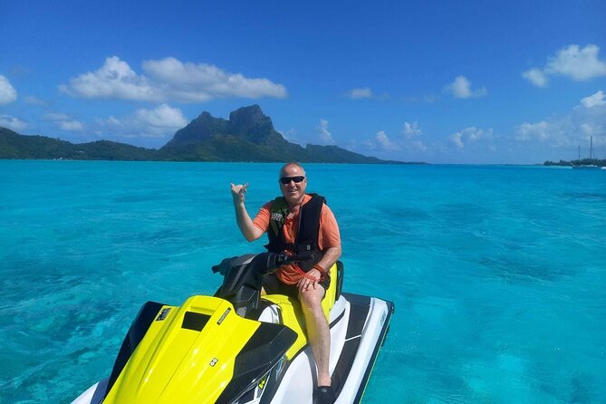 Maitai Tours Self-Drive Bora Bora Jet Ski Tour - Following the lagoon around Bora Bora
