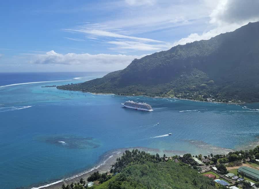 Moorea Cruise Ships 4x4, Belvedere Magic mount PRIVATE Tours - Cruise pickup, hotel pickup, and timing