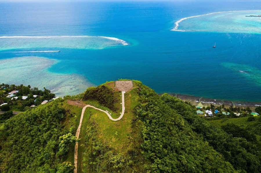 Moorea Cruise Ships: 4x4, Belvedere,Magic Mountain pineaple - Magic Mountain and the first big views