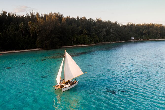 Moorea Discovery Half-day Sailing - Why the small group changes the experience