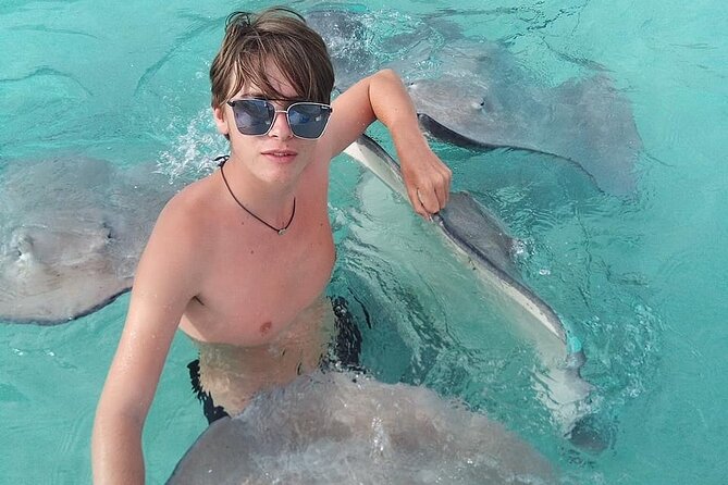 Moorea Discovery Half-day Sailing - Motu Tiahura, rays, sharks, and snorkeling