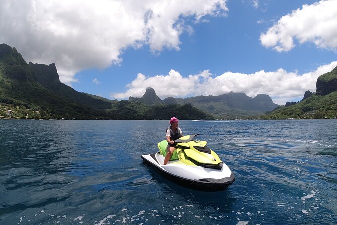 Moorea Solo or Twin 2 hours Jet Ski Tour - A fast way to see Moorea from the lagoon