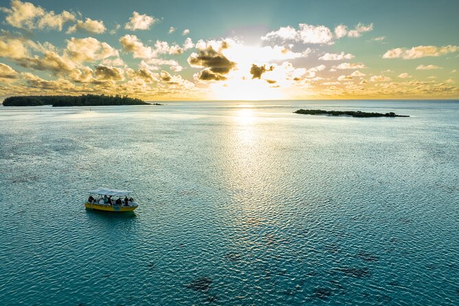 Moorea Sunset Boat Trip - Leaving at 4:00 pm from the cruise quay