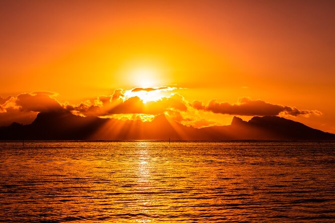 Moorea Sunset Boat Trip - Group size, comfort, and who should book