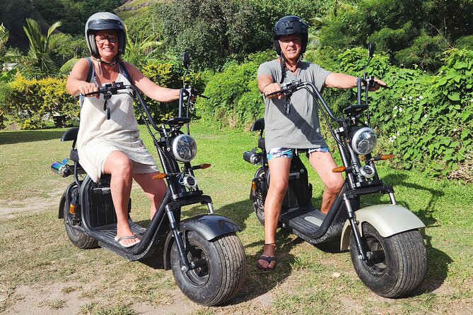 Moorea tour in electric citycoco (in autonomy) - Maharepa for shopping and a longer break