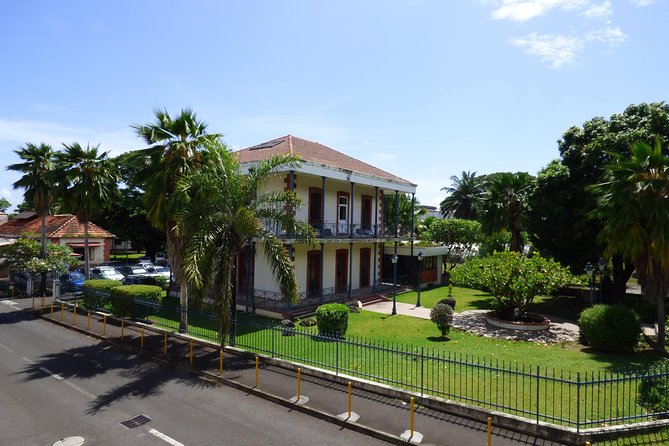 Papeete Food Tour - Fare Tony and Vaima Shopping Centre