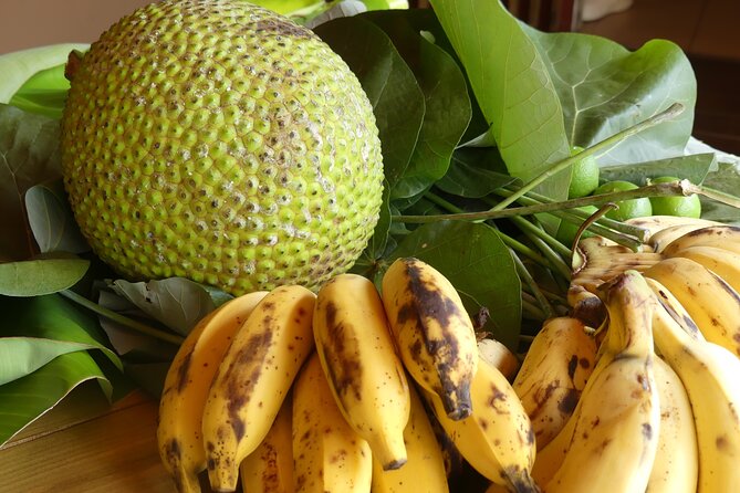 Polynesian culinary experience - From preparation to a shared lunch