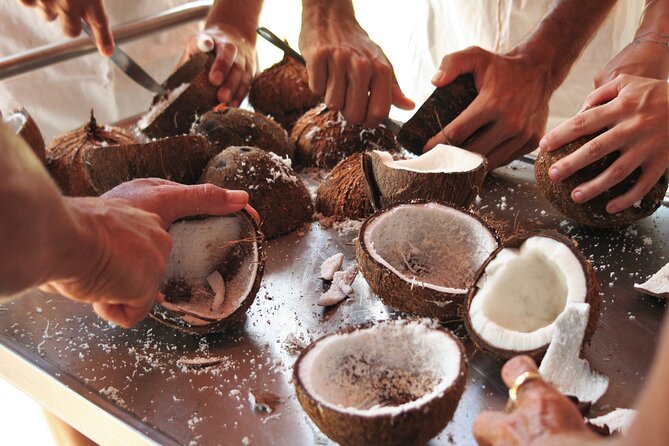 Polynesian culinary experience - Who will enjoy this most