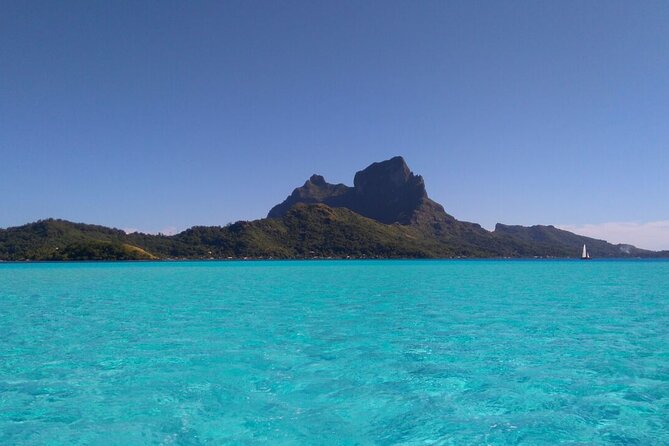 Private Electric Paddle Cruise in Bora Bora - Cruising within 300 meters of shore