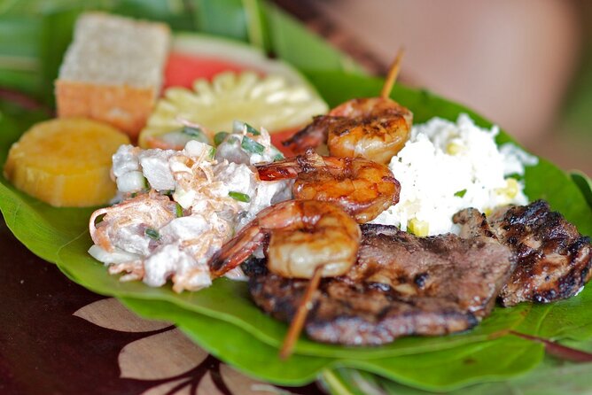 Private Full-Day Lagoon Adventure in Bora Bora with BBQ Lunch - Stingrays in shallow water