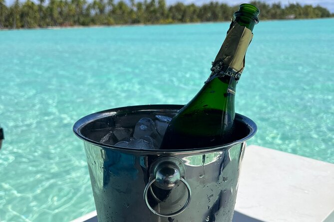 Private Lagoon Tour on a Prestigious Pontoon Boat in Bora Bora - Meeting in Vaitape and Returning to the Start