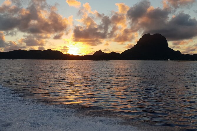 Private Reef Discovery Luxury Dream Day Tour in Bora Bora - A Polynesian meal on a private island
