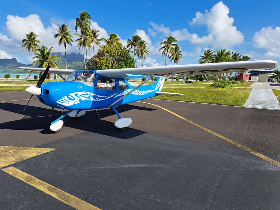 Raiatea: Bora Bora and Taha'a Private Scenic Flight one hour - Taha’a, the vanilla island
