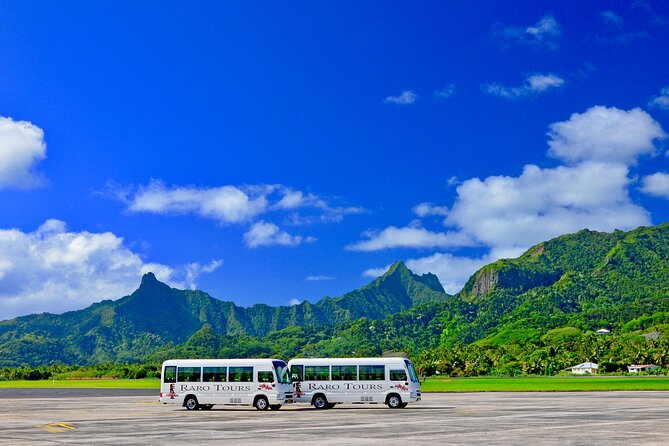 Rarotonga International Arrivals Seat in Coach Transfer - Who Will Like This Airport Arrival Most