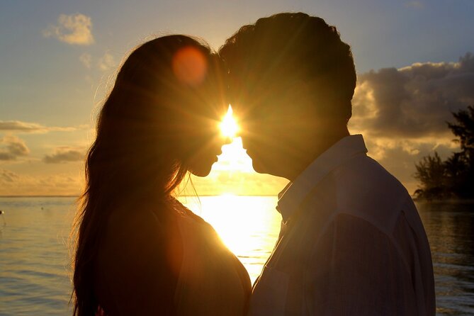 Reef Discovery Private Sunset Cruise in Bora-Bora - A private boat makes the evening feel personal