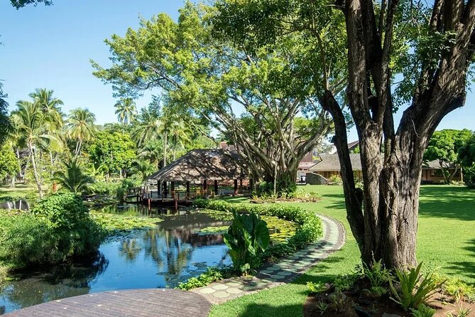 Shared 2 Hour Papeete Walking Tour - The Assembly of French Polynesia and local government