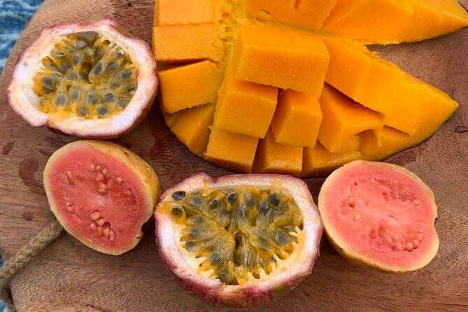 SURF TAHITI Bites & Waves – Surf experience with every bite - Tropical Fruit by the Water
