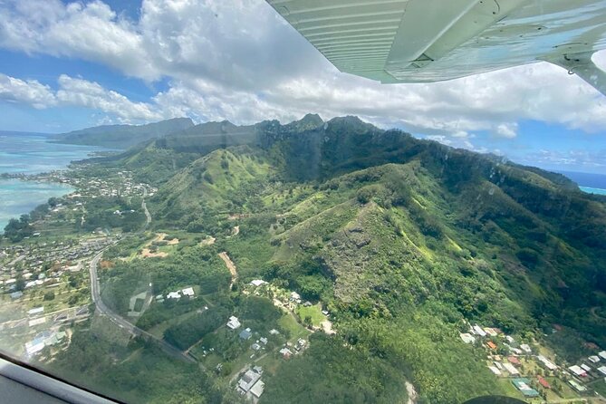 Tahiti: Full Day Tour with Private Flight EN Cessna (Moorea & Tahiti) - Taharuu Beach and the west coast