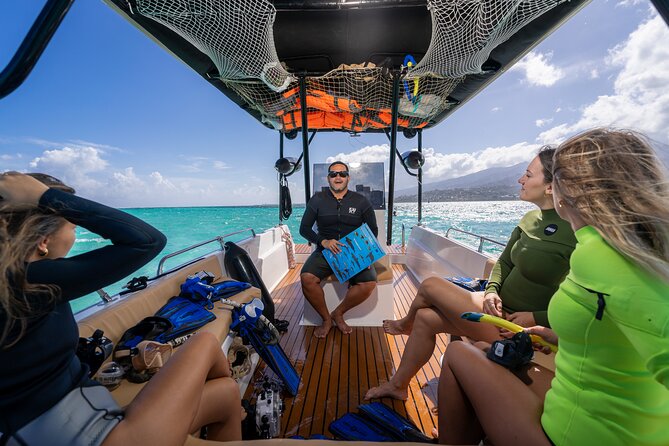 Tahiti Lagoon Snorkeling and Lunch Boat Tour (6 pax max) - Key things to know before booking